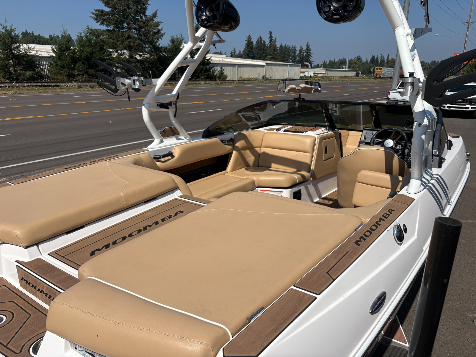 2023 Moomba Mondo Boat