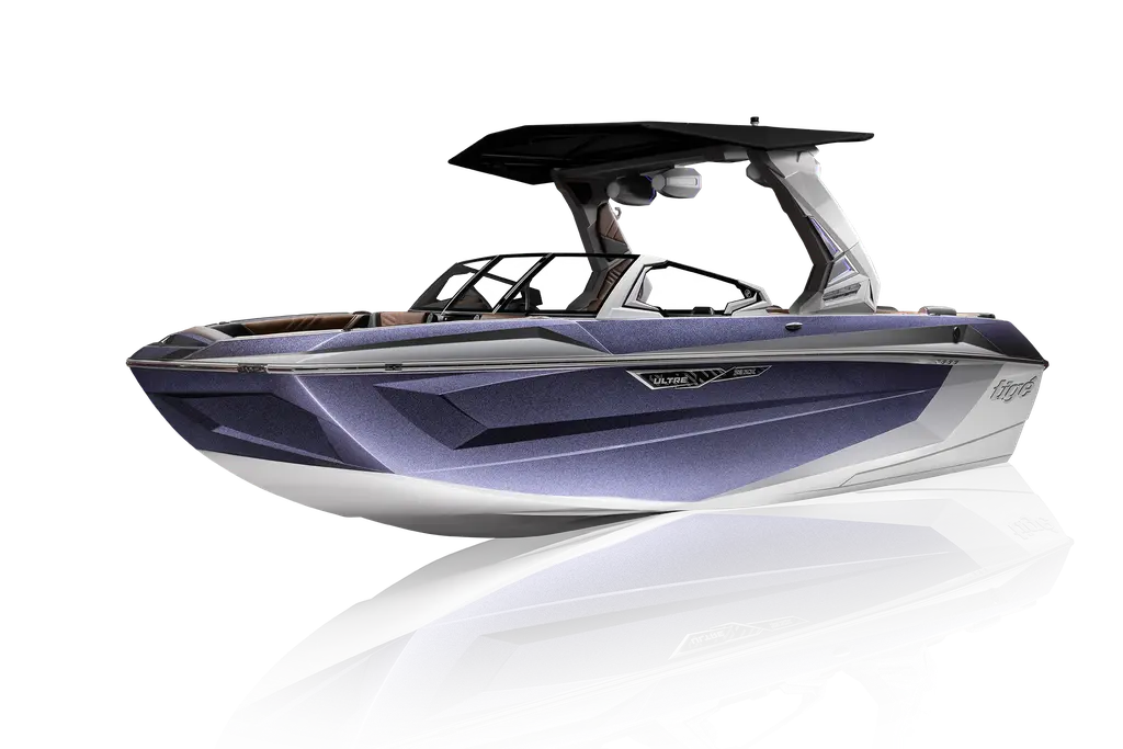 Ultré 23ZX boat
